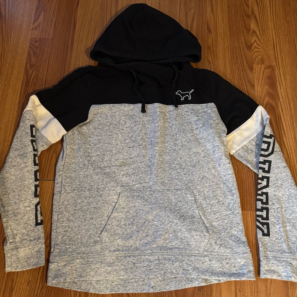 PINK Victoria Secret Black & Gray Hoodie Pullover Top Size‎ S NWOT Cozy Lounge